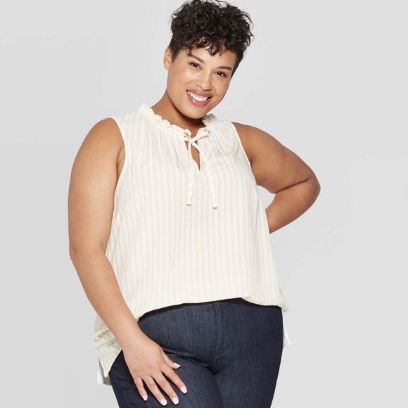 ➕ Ava & Viv Stripe Sleeveless Top - Picture 2 of 9